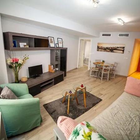 Fedelena Apartment *
